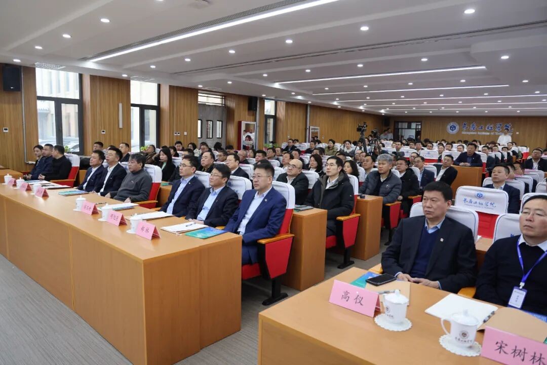 锻造高素质队伍 赋能双赛道发展（图）